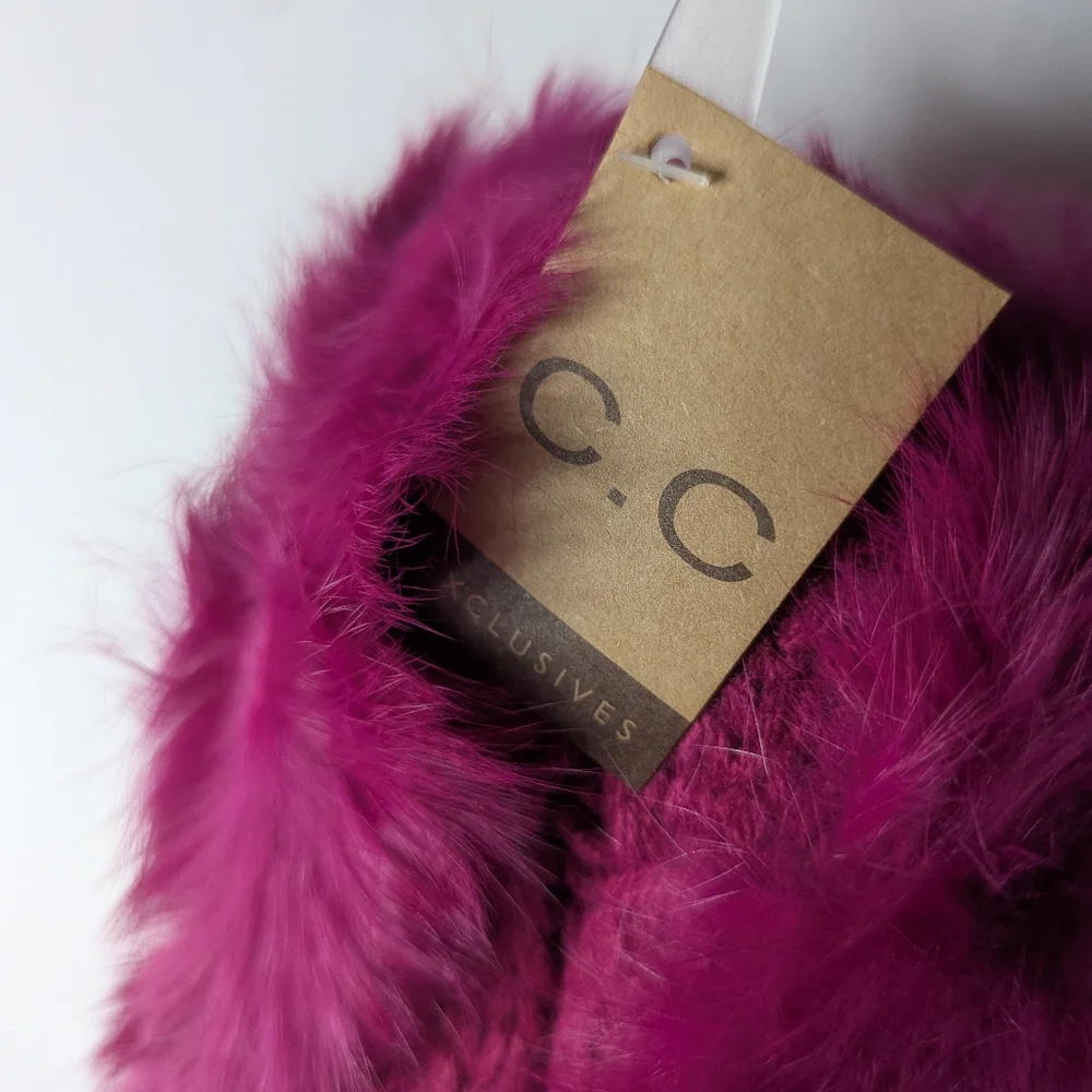 New C.C Cheveux Corp Womens Fuscia Faux Fur Lined Cable Knit Headband One Size
